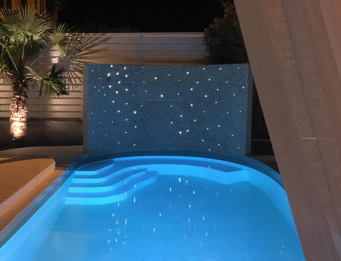 Byblos Mare-The Exclusive Beach Front Villa سكالا سوتيروس المظهر الخارجي الصورة